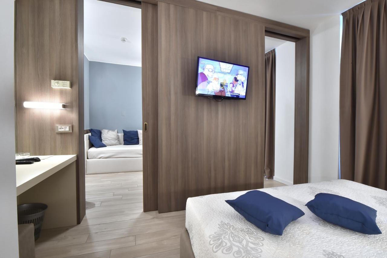 Hotel Meuble Nazionale Lignano Sabbiadoro Eksteriør bilde