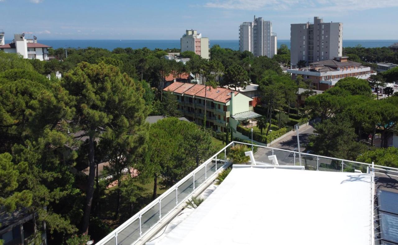 Hotel Meuble Nazionale Lignano Sabbiadoro Eksteriør bilde