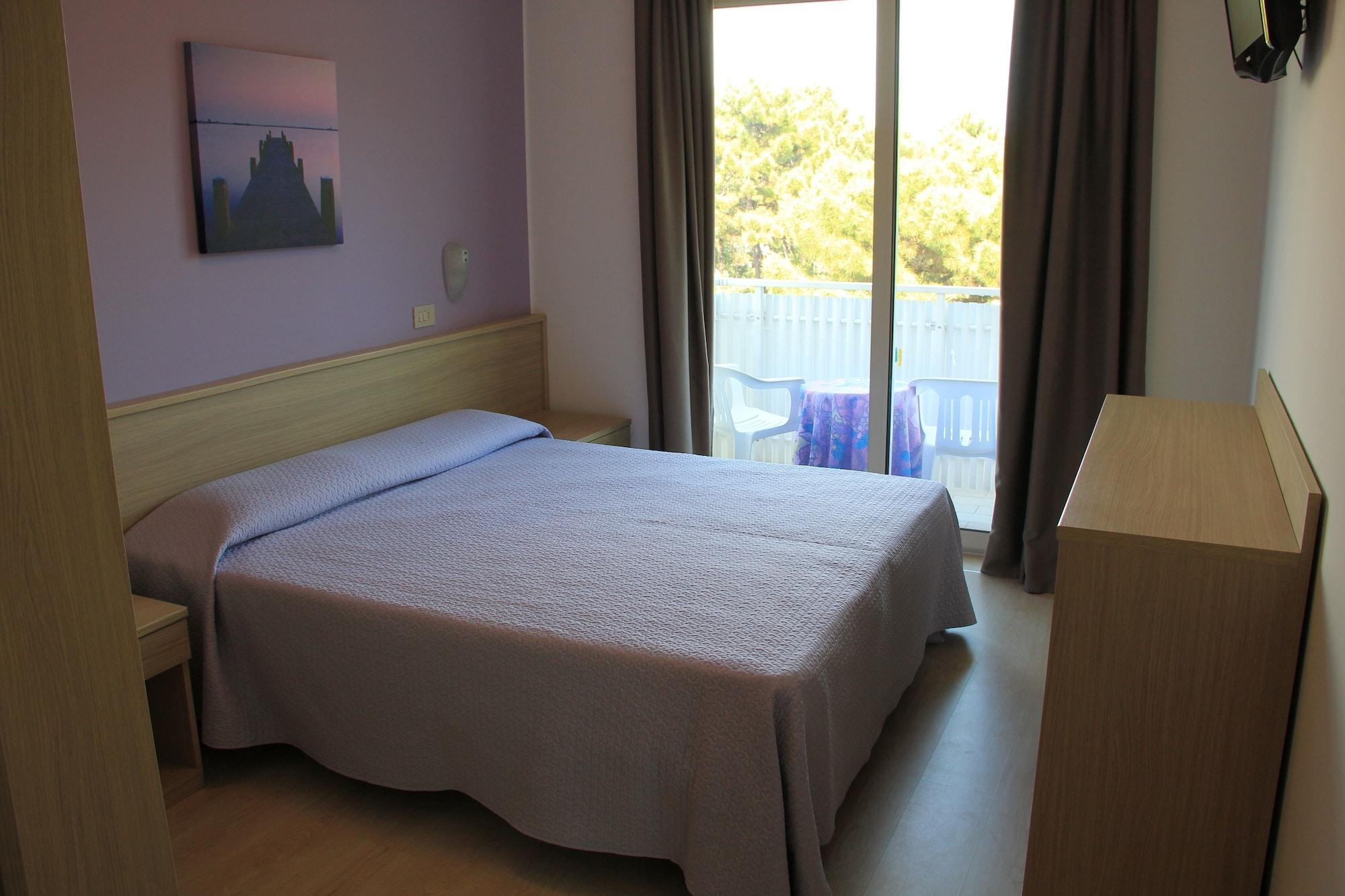 Hotel Meuble Nazionale Lignano Sabbiadoro Eksteriør bilde