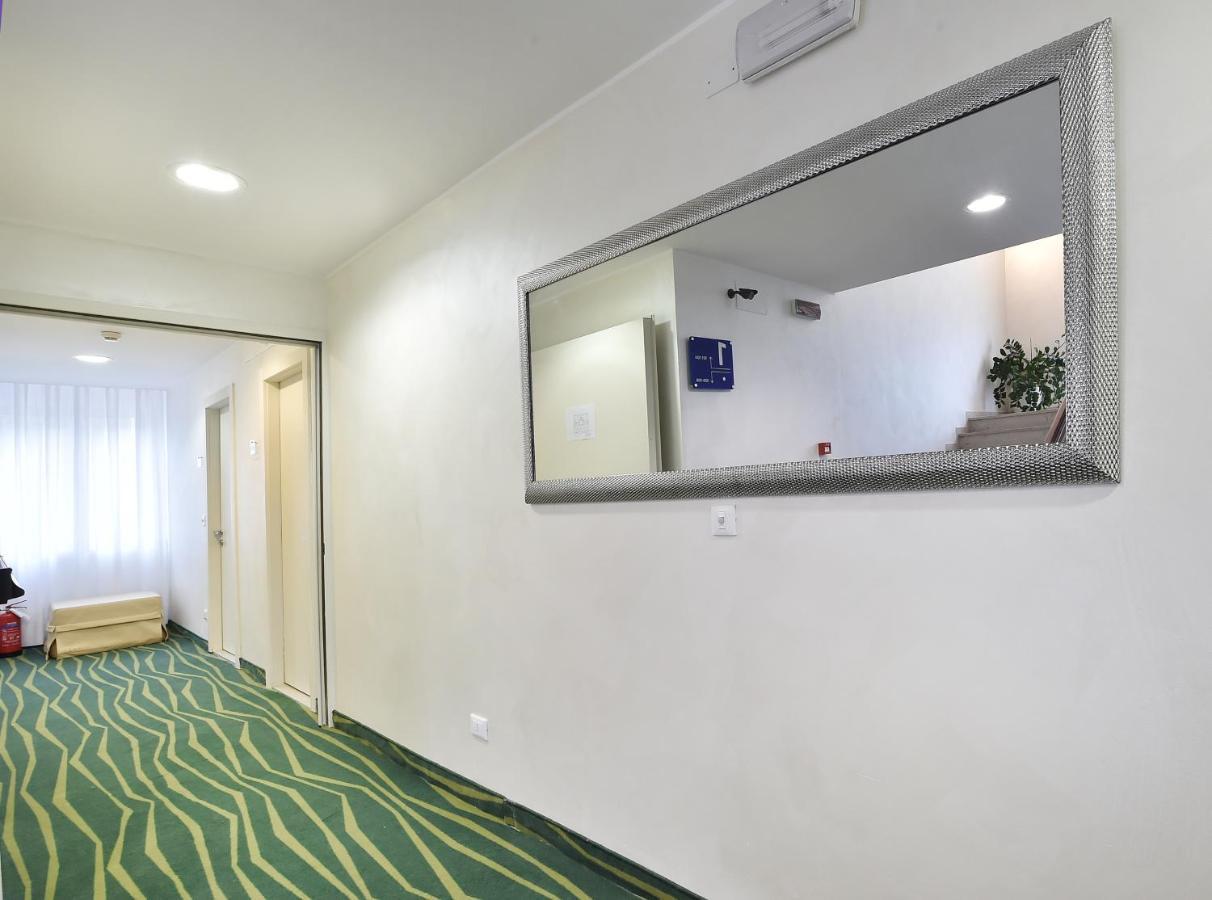 Hotel Meuble Nazionale Lignano Sabbiadoro Eksteriør bilde